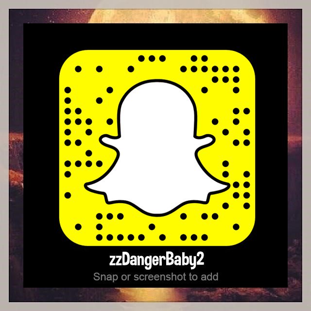 PoolKatelynn's tweet image. oh hi there :) We should talk :) Whats your number? Snapchat me: zzdangerbaby2