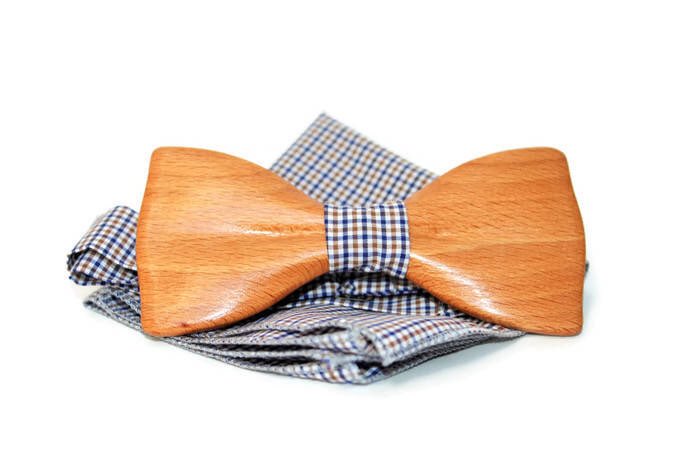 wood_ton's tweet photo. Excited to share the latest addition to my #etsy shop #suitandtie #suitsinspiration #suits #woodenbowties #torontofashion #classicman #mensfashion #fashionblogger #fashion #weddingseason #weddingsuit #bowtie #bowties https://t.co/B1FN75ddB3 https://t.co/scnvxpGP1G