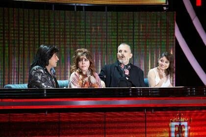 labanda_dekarol's tweet photo. "Karol Sevilla se conmueve hasta las lágrimas al identificarse con los Pequeños Gigantes" ❤
 Karol en una nota para @Univision 
(@karolsevilla) https://t.co/TvCtXnWYz1