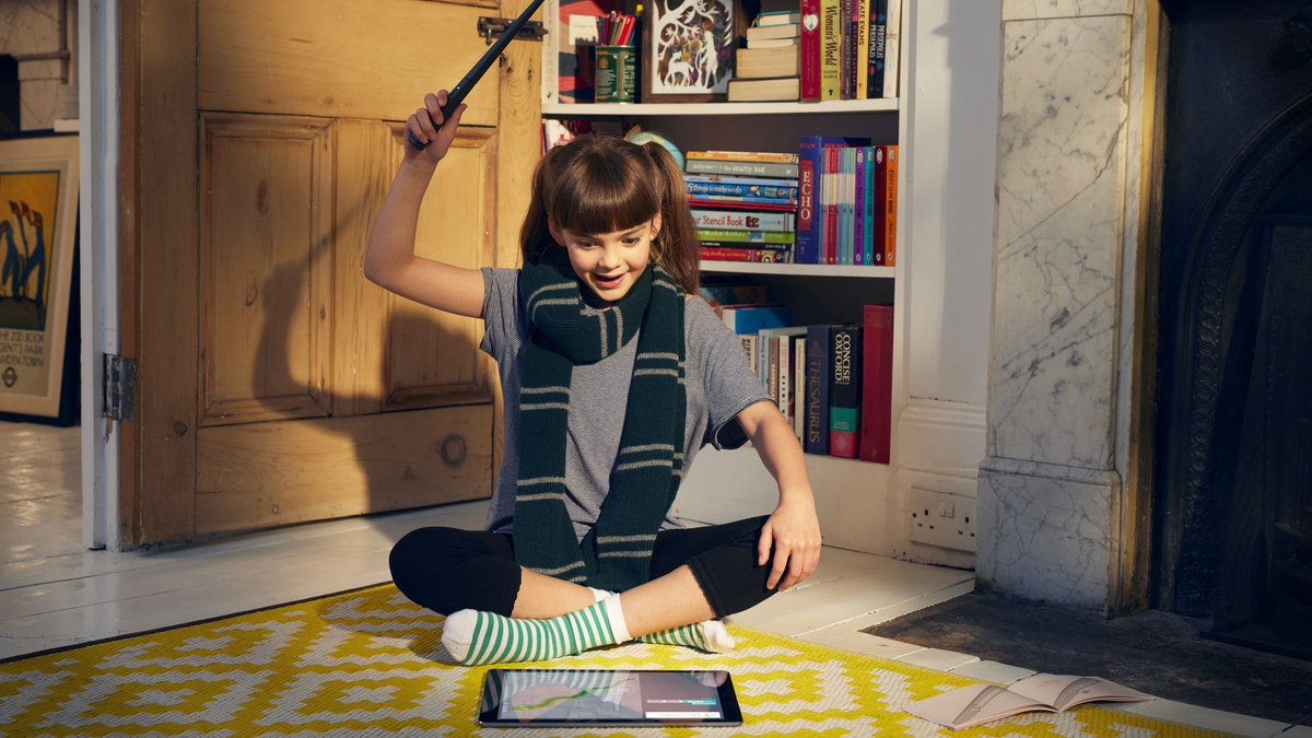 TeamKano's tweet image. Got a Harry Potter Kano Coding Kit? Looking for something new to do? How about a remix?! Follow along, as we remix fireworks to make them bigger, better, and louder in this YouTube tutorial: getkano.co/2TBoS0W #HarryPotter #CodingWand #YouTube #Video #HowTo