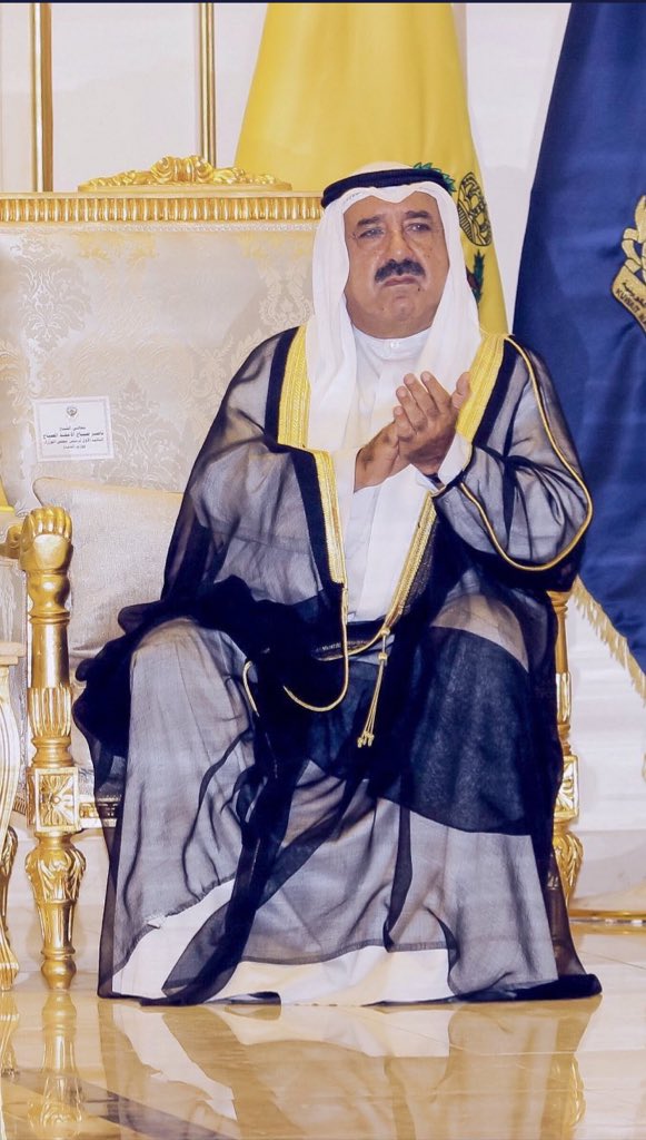 xasj3's tweet photo. ما شفت مثله كان "فعله كلامه"
اللي يحقق كل حلم .. بـ يمينه
'
يبني ويرسم في الوجيه ابتسامه
وعلى ازدهار الدار .. الله يعينه

 #ناصر_صباح_الاحمد https://t.co/WFjCyw54CY