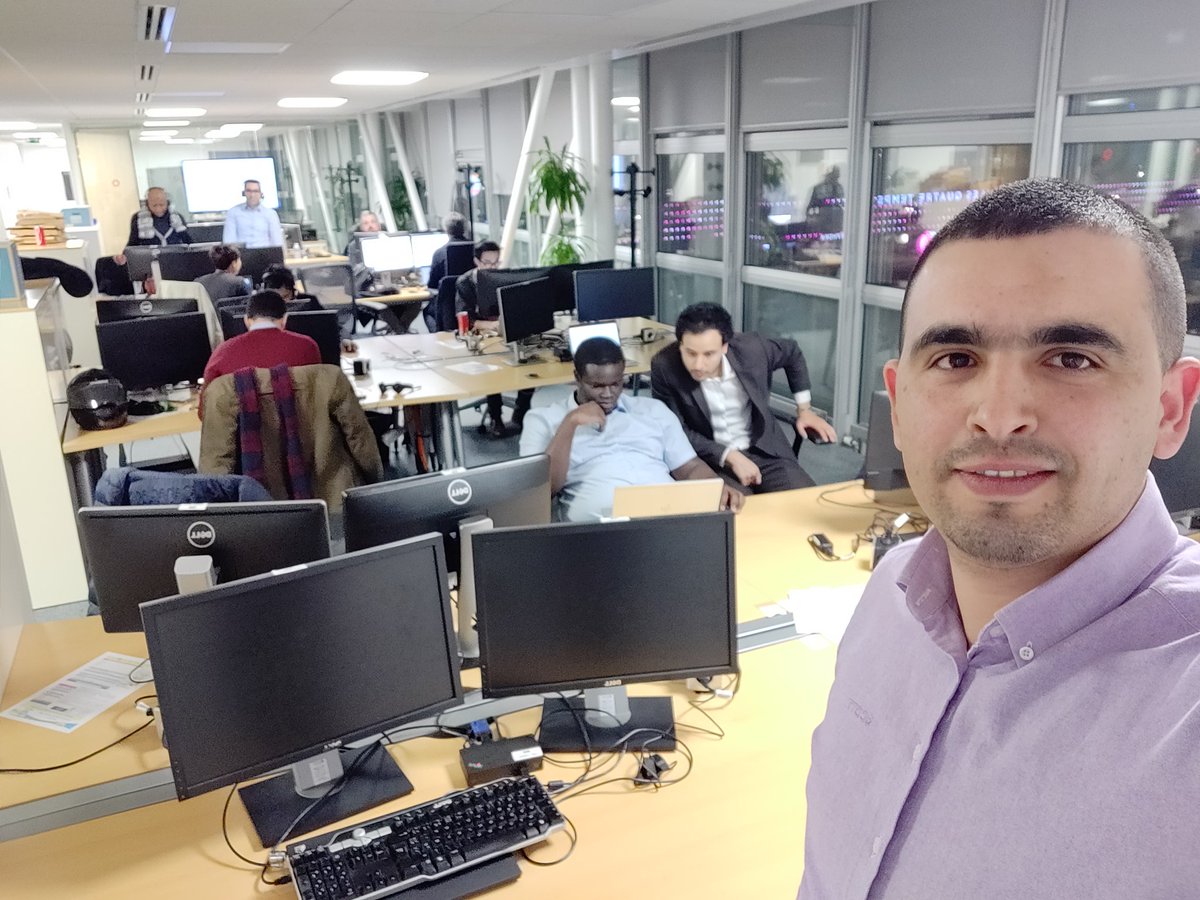 Equipe mobilisée pour la MEP OSE Immeuble, Batissur et RC. Tous les voyants sont au vert :)
<a href="/BenoitHumeau/">Benoit Humeau</a> @bubuitter