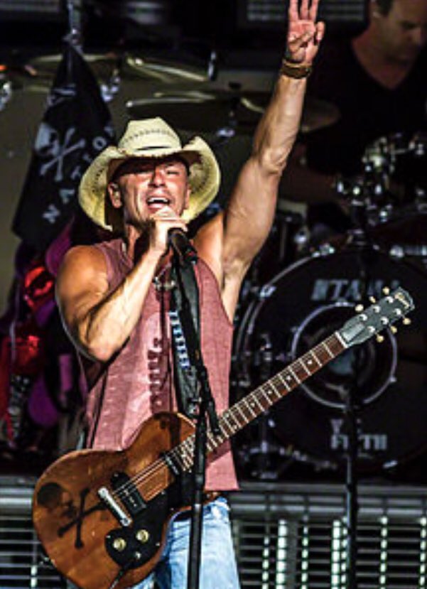 Happy Birthday Kenny Chesney!    