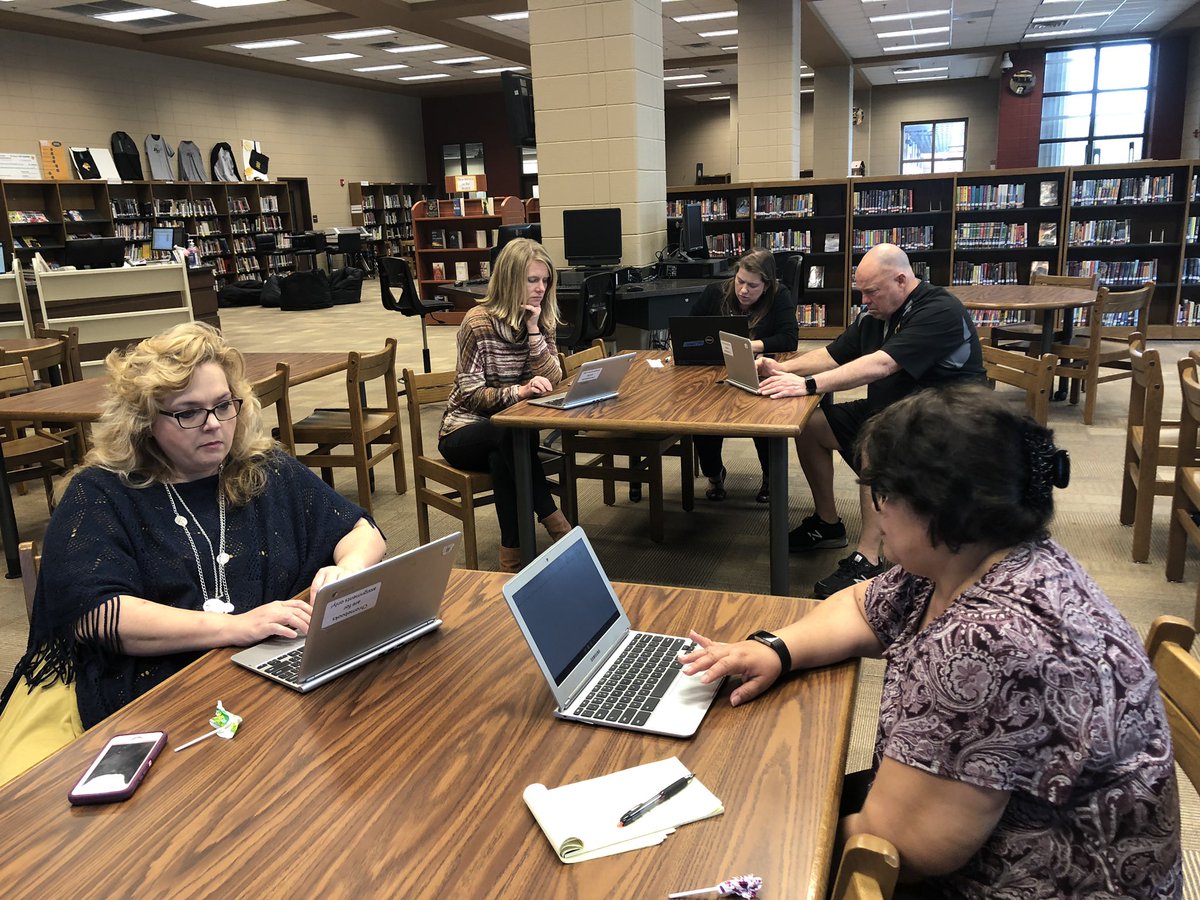 I appreciate busy teachers who take the time to learn something new!  Trained about 25 staff members throughout the day on <a href="/AdobeSpark/">Adobe Spark – now Adobe Creative Cloud Express</a>!!! Can’t wait to see what students create and produce!  What made this day even better?  My awesome partner @cmariaknight! #WeAreRHMS