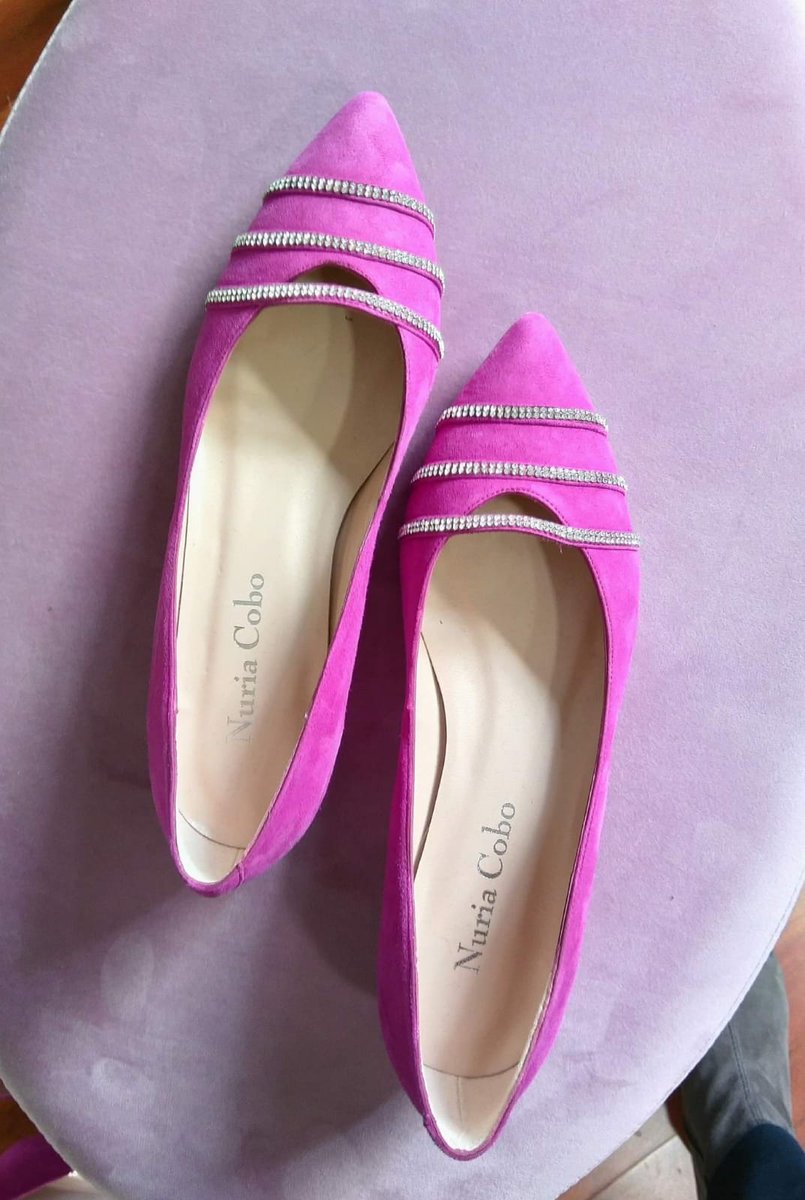 PARES SUELTOS! Chicas, hay ofertas en - Nuria Cobo Zapatos | Facebook