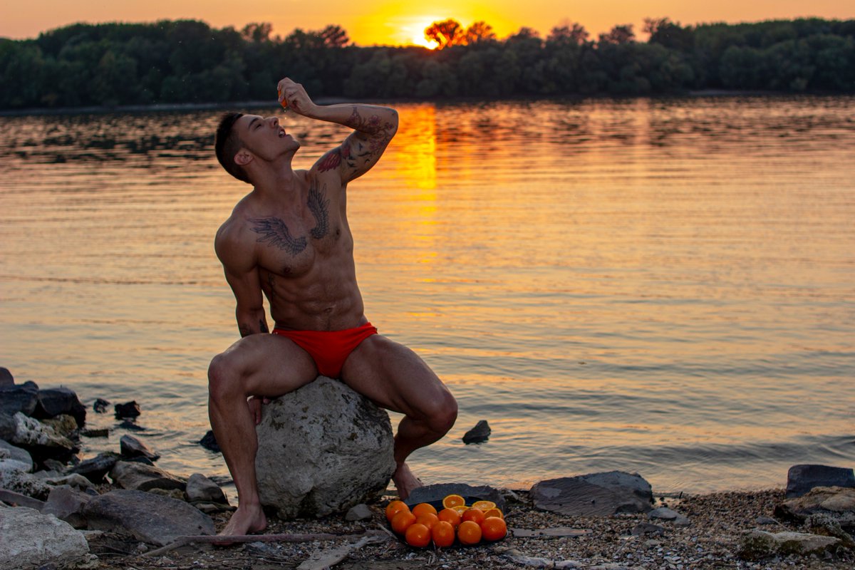 ayocooperdia's tweet photo. I have lot of orange. I can give you. I will put it into your mouth, if you want! https://t.co/5CjWLMYbMr
