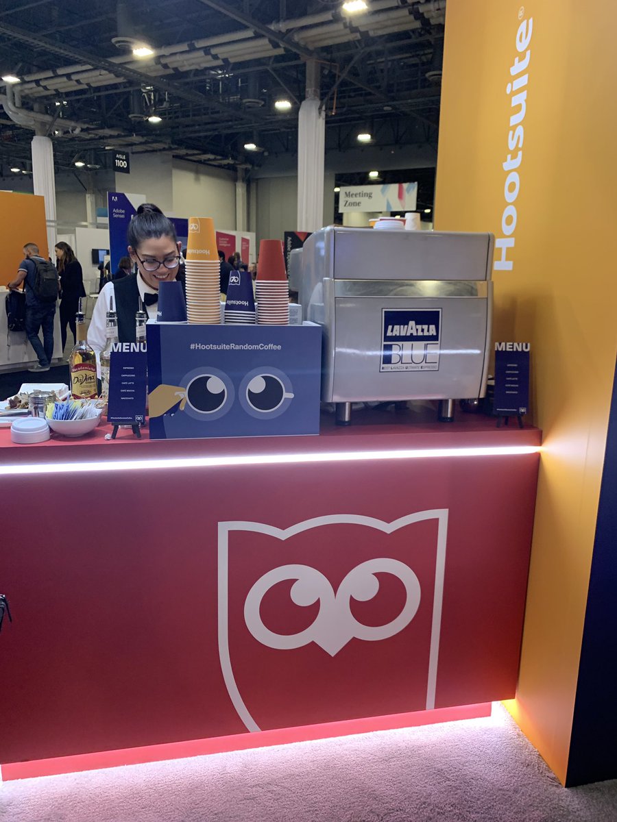 kfreberg's tweet photo. @hootsuite has the 🌟BEST🌟 booth here for #AdobeSummit!
Coffee ☕️ + Social 📱 = 😍!!
Thanks for the great conversation today, Nick + Eva!!!
#AdobeSummit #AdobeInsiders https://t.co/qvZXK7TJWT