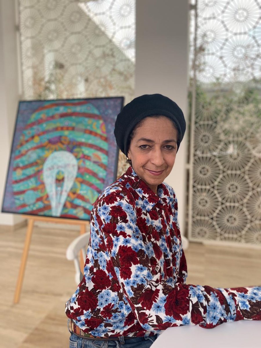 CirclebyMelia's tweet photo. The artist Mirna Ledesma fills us with color in a plethora of flora that reaches deep emotions. The art of living the #CircleExperience #DATE2019 #DateAsonahores2019 https://t.co/gg45stye1n