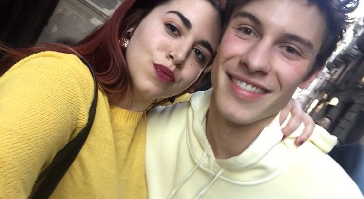 mendesdrxgs's tweet photo. Finally met my inspiration, @ShawnMendes , I love you with all of my heart. I’ve waited so many years and I finally hugged you. thank you so much💛 https://t.co/v9dM3XNLEn