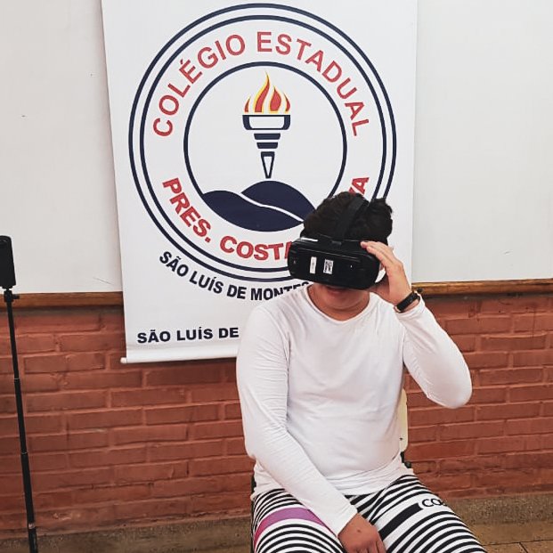 rederecode's tweet image. #VocePode! Continuamos espalhando nossa mensagem com a #SemanadoEmpoderamentoDigital! Começamos as ativações urbanas no Rio e além disso, um bate-papo sobre #EmpoderamentoDigital e Mulheres, 1 circuito de cinema sobre mundo digital e uma oficina como gerar renda com o telefone!