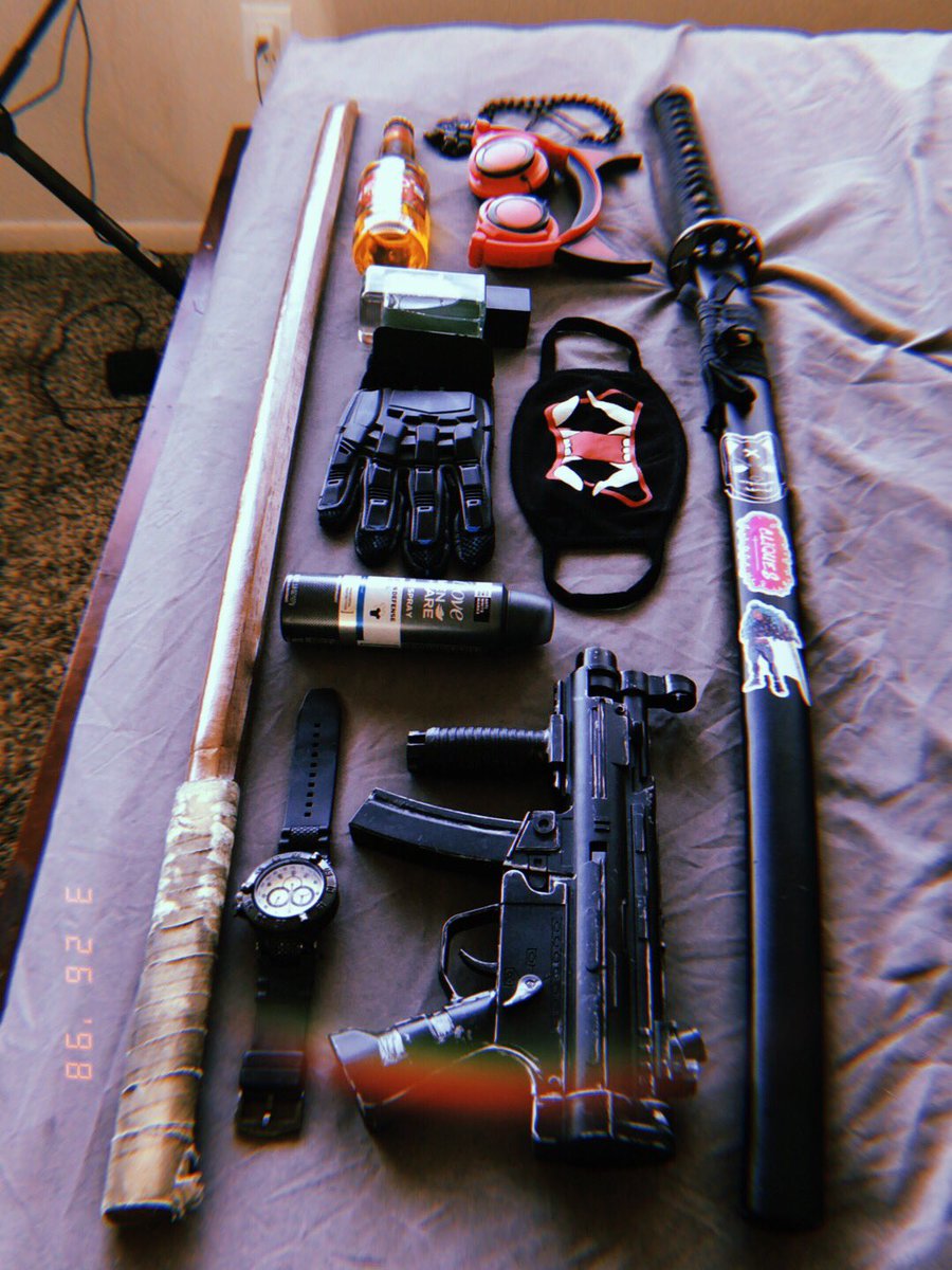 Afrocentripetal's tweet photo. #SenpaiProject Starter Pack™️ https://t.co/euDRMF0NPx