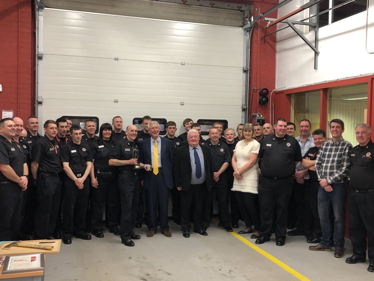 FireComunity's tweet photo. 41 years service... 

Tuesday 26th March 2019 

Watch manager Tom Flemings last drill night at Laurencekirk fire station. 

Tom was presented with his retirement gifts and then said a few words about his time as an operational firefighter. 

41 years!! that’s one hell of a shift! https://t.co/CdbbJidLw9