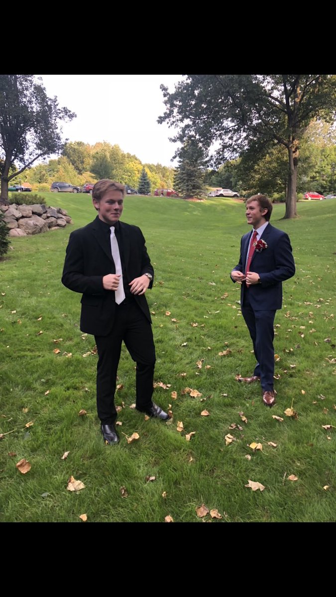 Josh_Burr7's tweet photo. Happy Birthday Scott!🤙🤙 I hope the day was great! Can not wait to see what this next year brings🤔 #EighthWonder♾📈
@PoquetteScott https://t.co/cq4MG3bnlJ