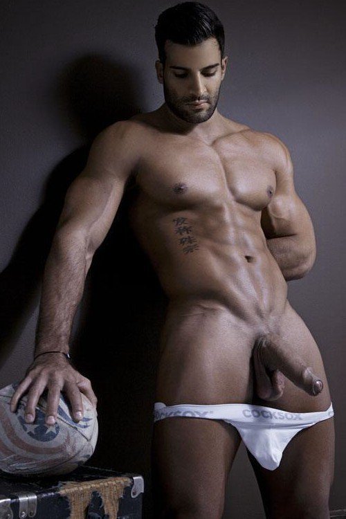 Freeballwales1's tweet photo. #uncut #flaccid #foreskin #semi #horny #gayeyecandy #wanking #naked #gaymuscle #showoff #tumblrreblog #shaft #bigdick #bigsoftdick #bigcock #bigballs #Underwear #cockout #bulge #bulto https://t.co/XjPTIOB89c
