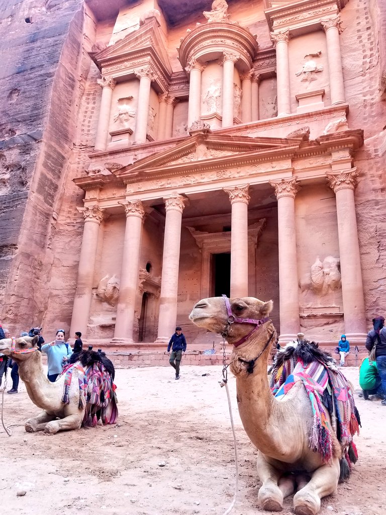 よし 破壊される前に ペトラ遺跡 ヨルダン 世界一周 よし世界一周 T Co Nse0kjzzfe Twitter