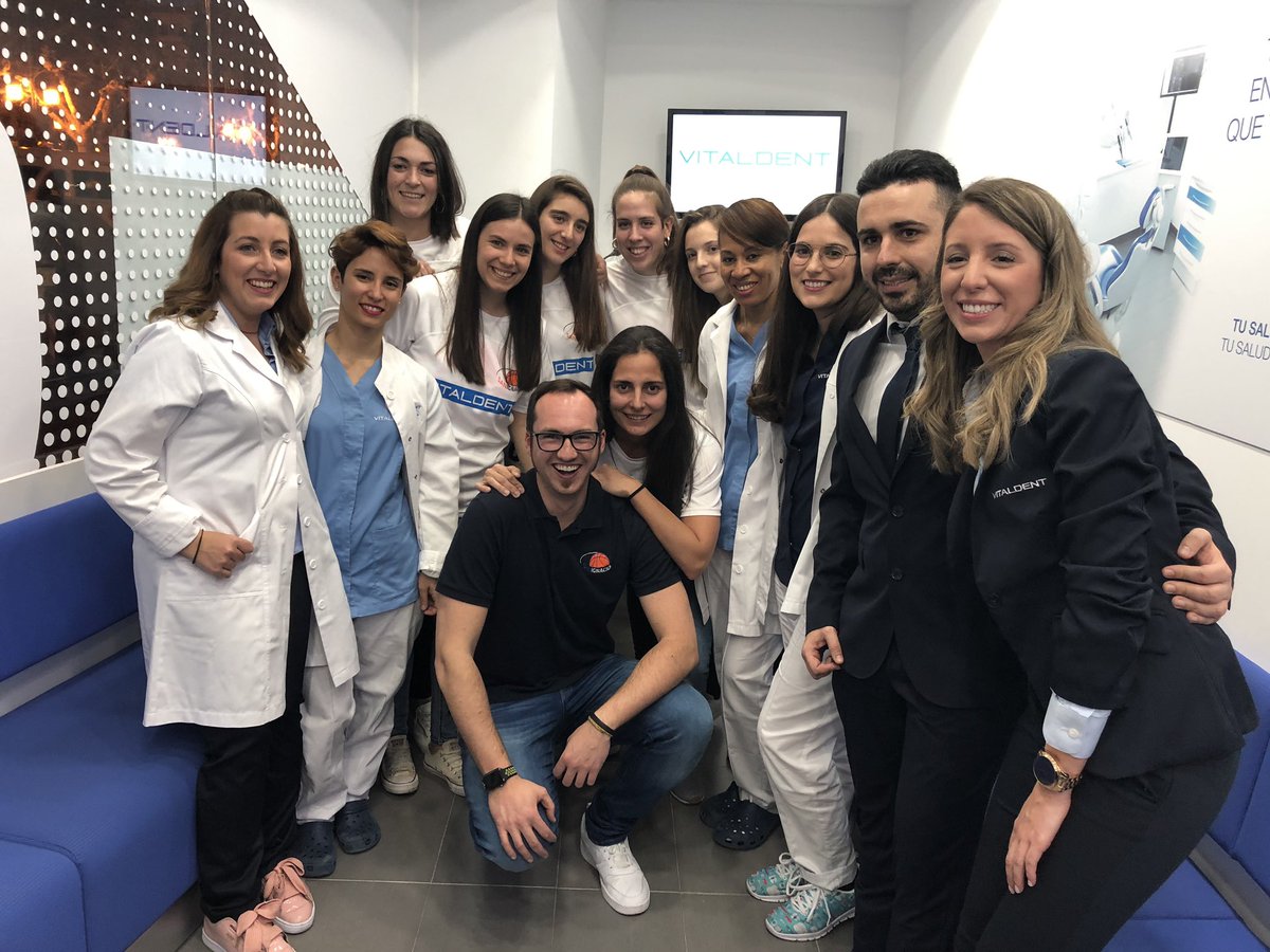 CB SanIgnacio Fem (@sanignaciofem) on Twitter photo Hoy hemos asistido al primer aniversario de la clínica de @Vitaldent_es en Logroño, nuestro patrocinador oficial de <a href="/cbsanignacio/">C. B. Sanignacio</a>. Gracias por el detalle y por el apoyo que nos dais. #vitaldent #basketfem #saludydeporte Hoy hemos asistido al primer aniversario de la clínica de @Vitaldent_es en Logroño, nuestro patrocinador oficial de <a href="/cbsanignacio/">C. B. Sanignacio</a>. Gracias por el detalle y por el apoyo que nos dais. #vitaldent #basketfem #saludydeporte