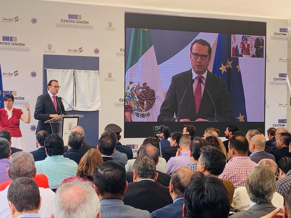 navaslp's tweet photo. Inauguramos el nuevo Centro Municipal de Prevención Integral, “Centro Unión”, nuestro CU.  #SLP es la segunda ciudad de México en conseguir recursos de la Unión Europea que serán destinados para seguridad. https://t.co/Bp4jXy9Juy