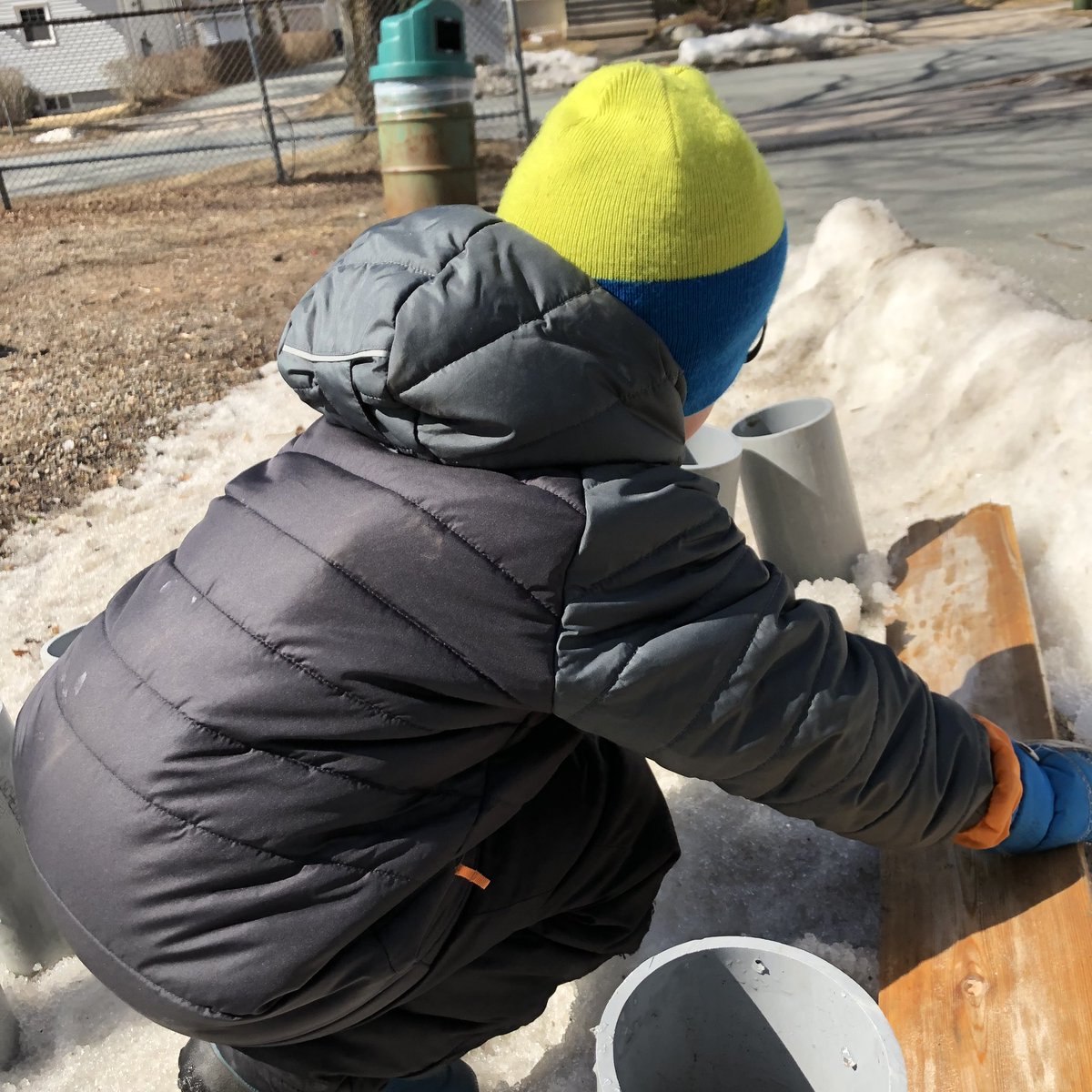 Jackieinwd's tweet photo. Lots of constructions are going on in pre-primary! Guess itβs spring indeed ;) #poweroflooseparts #needmoreofthese #preprimary @Tupper1930 https://t.co/Hys7cNPVtI