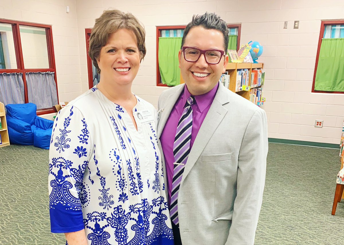 Dr_Fidelio's tweet photo. Great @LFCISDlibraries meeting with @DrLauraSheneman Thank you for providing wonderful @GoogleForEdu resources and digital badging opportunities! 📊📚🔖 #FalconEdChat @VictoriaPortier @Anitaperez3 @OlmitoLibrary @ves_library @lmmslibrarian https://t.co/AafMBCVhNe