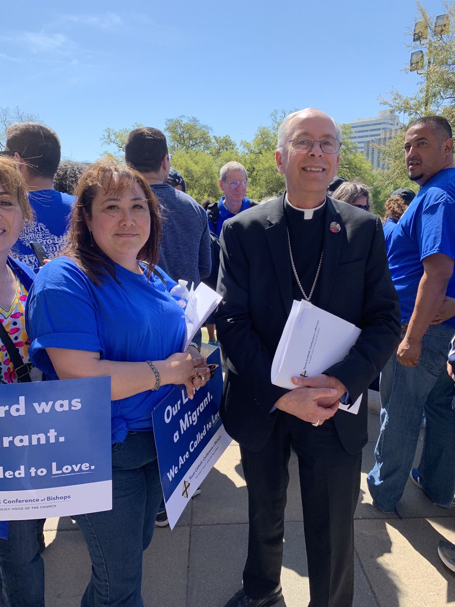 roblesms1's tweet photo. Statewide Catholic Advocacy Day Texas! Inspiring words from our faith leaders. Today we pray with our feet!#TCCBUpdate #FaithinTX #InvestinLove https://t.co/InHzAMArZC