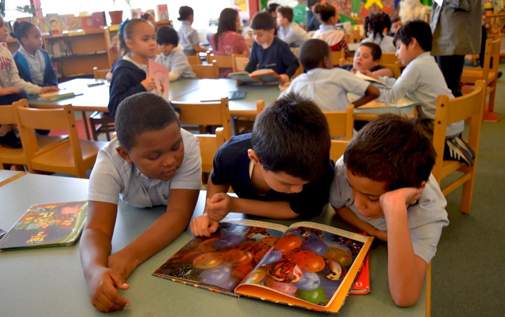 HistoricFH's tweet photo. HFH Newsletter March 2019 - https://t.co/YfKn05nnMC Literacy rates are up, Spring is upon us, and we're celebrating 25 years! https://t.co/X9YH85SBgi