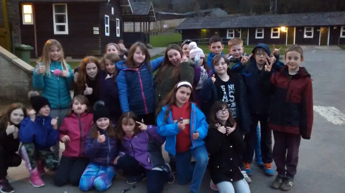 IngletonPrimary's tweet photo. Had another fun filled day @BewerleyPark and just about to do the blind line! All still smiling! https://t.co/EJU4UGnGlK