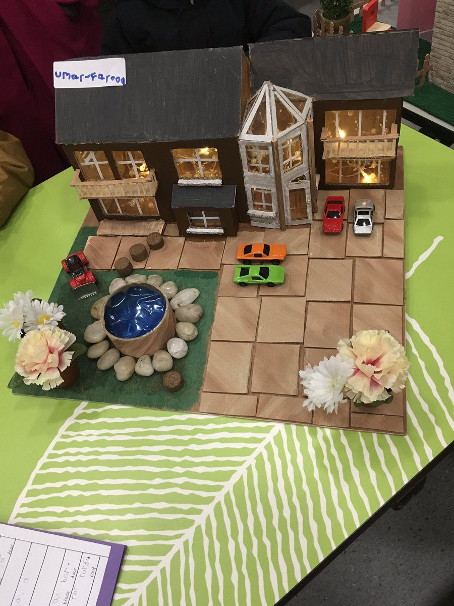 s_mogradia's tweet photo. Today we held our exhibition sharing our dream homes with all our carers! It’s amazing to see how confident our children have become in sharing their work! #pse #cl #buddingarchitects @AbolarinTseni @MrsKhanC5 https://t.co/xPSWU0TBCZ