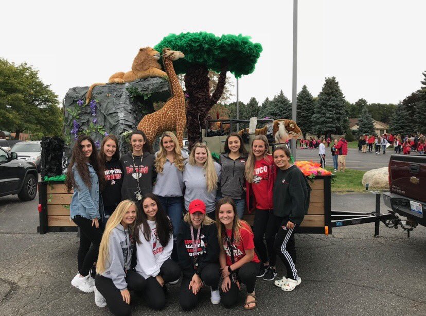 cvstugo's tweet photo. Passionate about leadership? Want to get more involved throughout Chippewa Valley? Election packets for next year will be available in the Student Government office tomorrow morning. STUGO E-Board applications can be found in Mr. Lindsay’s room. Get involved and make memories! https://t.co/nfHjWT3YSA