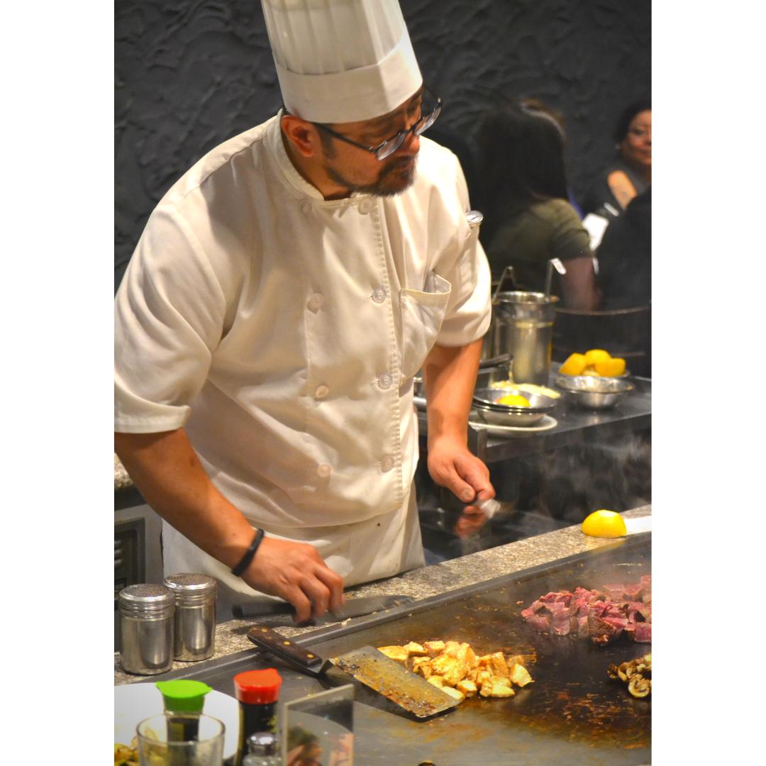 tabijijapanese's tweet photo. 🍽 #ChefRichard brings #Tasty to the table every #TeppanyakiTuesday.  🍽
🍱
🍱
🍱
🍱
#TastyTuesday #Teppanyaki #JapaneseFood #OCEats #SushiTime #Sushi #SushiBar #OrangeCounty #TheOC #CityOfOrange #Anaheim #SantaAna #Tustin #Irvine #OCFoodies #TabiJiJapaneseCuisine https://t.co/SLjzmCXPq0