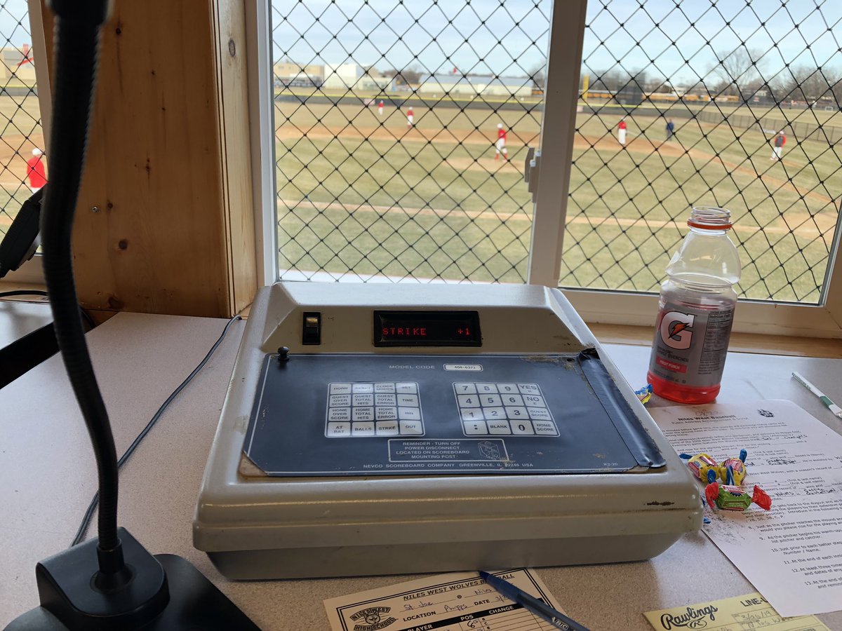 ljleav's tweet photo. Happy Spring Break! #adminonduty https://t.co/b0fuhMgxsO
