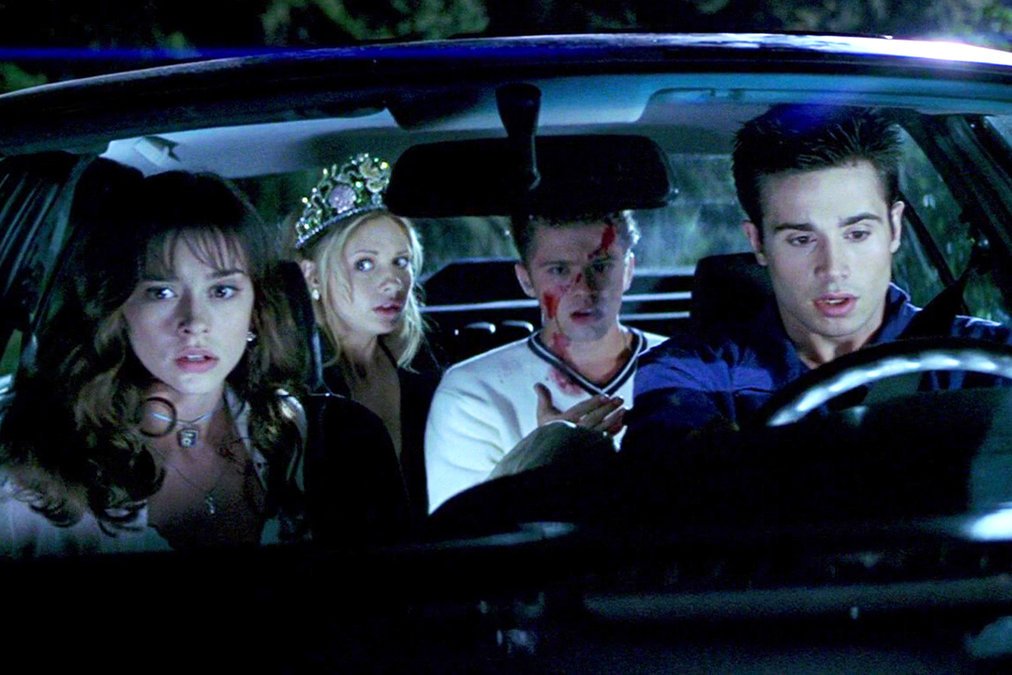 #CCFF19 brings you DESTROY ALL CINEMA! Join the <a href="/WeRFunnyGirls/">We Are Funny Girls</a> as they riff on our favorite 1997 slasher film, I KNOW WHAT YOU DID LAST SUMMER. It's gonna be good. Details: bit.ly/2FAW30D