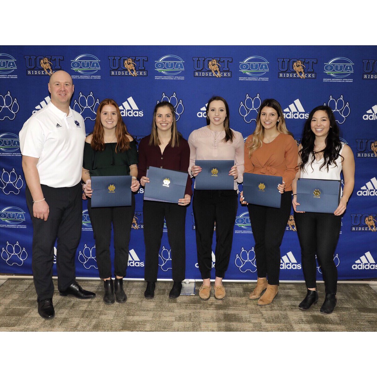 Congratulations is in order for our All-Academic Award winners. Well done ladies! 📚🏅