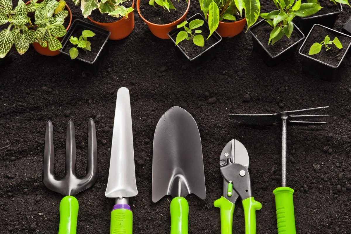 GardensMB's tweet photo. Today is the final day for Early Registration for Gardening Saturday! Head over to https://t.co/6yJcKRjnk8 https://t.co/8Yr7XEmb6k