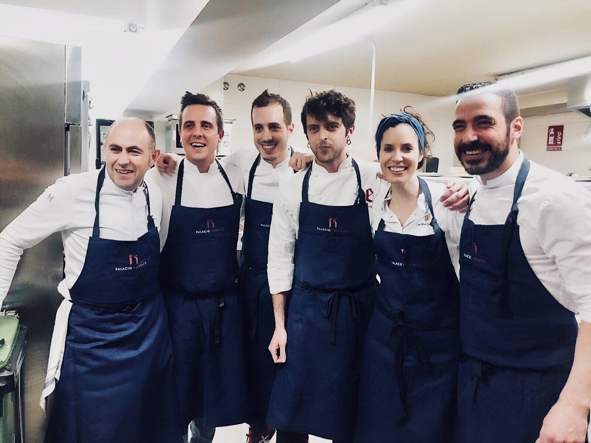 Un auténtico placer todo lo que está sucediendo alrededor de #CCHH19
@caro_sa @patissierpol  @llorenssagarra @miguel.cano.l <a href="/NachoEchapresto/">IgnacioEchapresto</a>