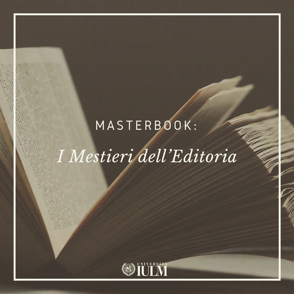 FraRodella's tweet image. Una docenza in università. 33 ragazzi. Oggi terza lezione (quarta con quella ‘su campo’ a Book Pride) e se un paio di anni fa me lo avessero detto, non ci avrei mai creduto! @MasterBookIULM @uniiulm 📚 #masterbook #editoria #vitadaufficiostampa #iosperiamochemelacavo 🤞🏻