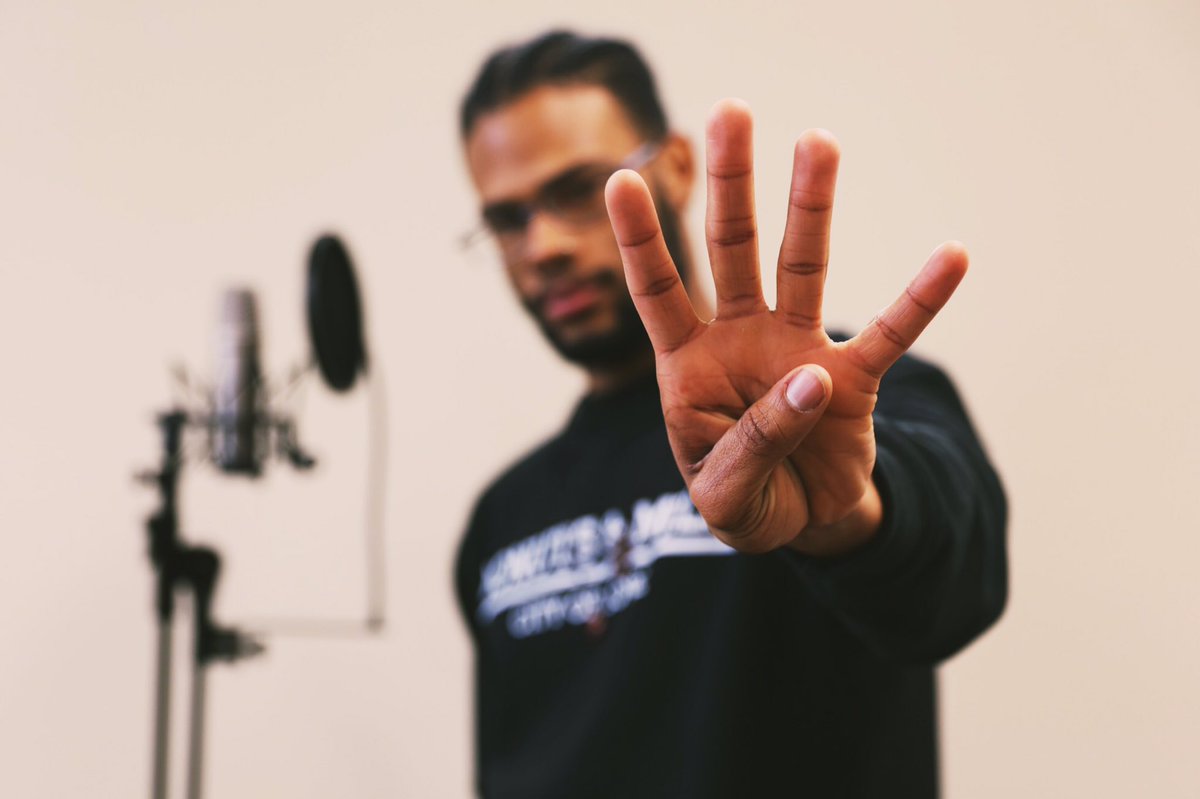 MountAdmissions's tweet photo. Jeremiah Paige C’19 is a Mount student and a musician who performed while studying abroad in Prague, Czech Republic. He left the audience speechless, and we’re speechless because Accepted Students Day is only 4 days away! Check out his cool story, link is in the bio. #mount2023 https://t.co/e6daBFPWx1