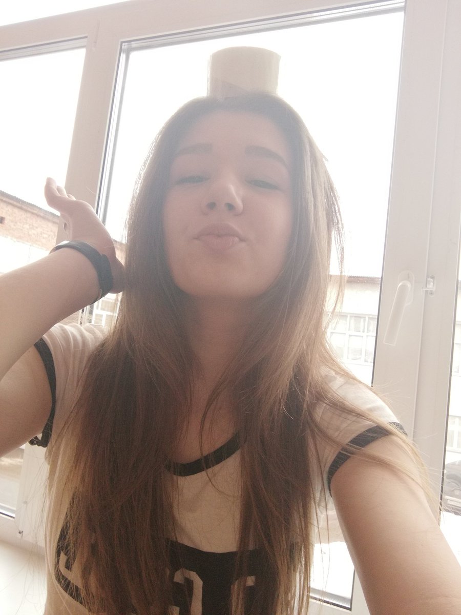 Sveta67869858's tweet photo. Завтра начинается очный этап ШП. Волонтёры 95 школы ждут всех участников
#ШП #ШколаРосатома #school_95 https://t.co/ppbry8bFA1