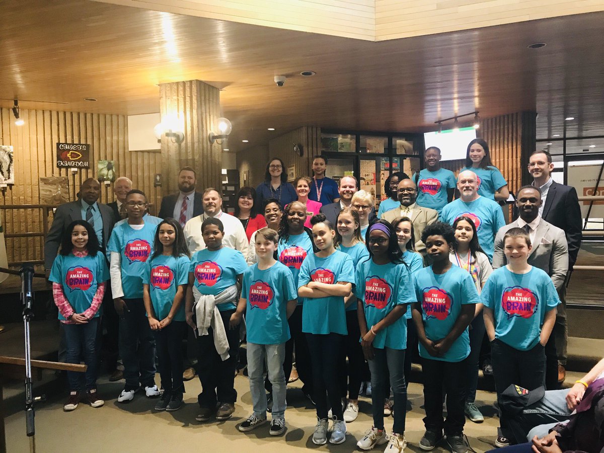 GrandviewCSD4's tweet image. Tonight the @CityofGrandview recognized our FOCUS students and the @BOTBKC team for their @ScienceCityKC exhibit grand opening.  Also recognized our middle school students for winning the @PREPKC Math Relays! Love that our city supports our kids. #WeAreGrandview
