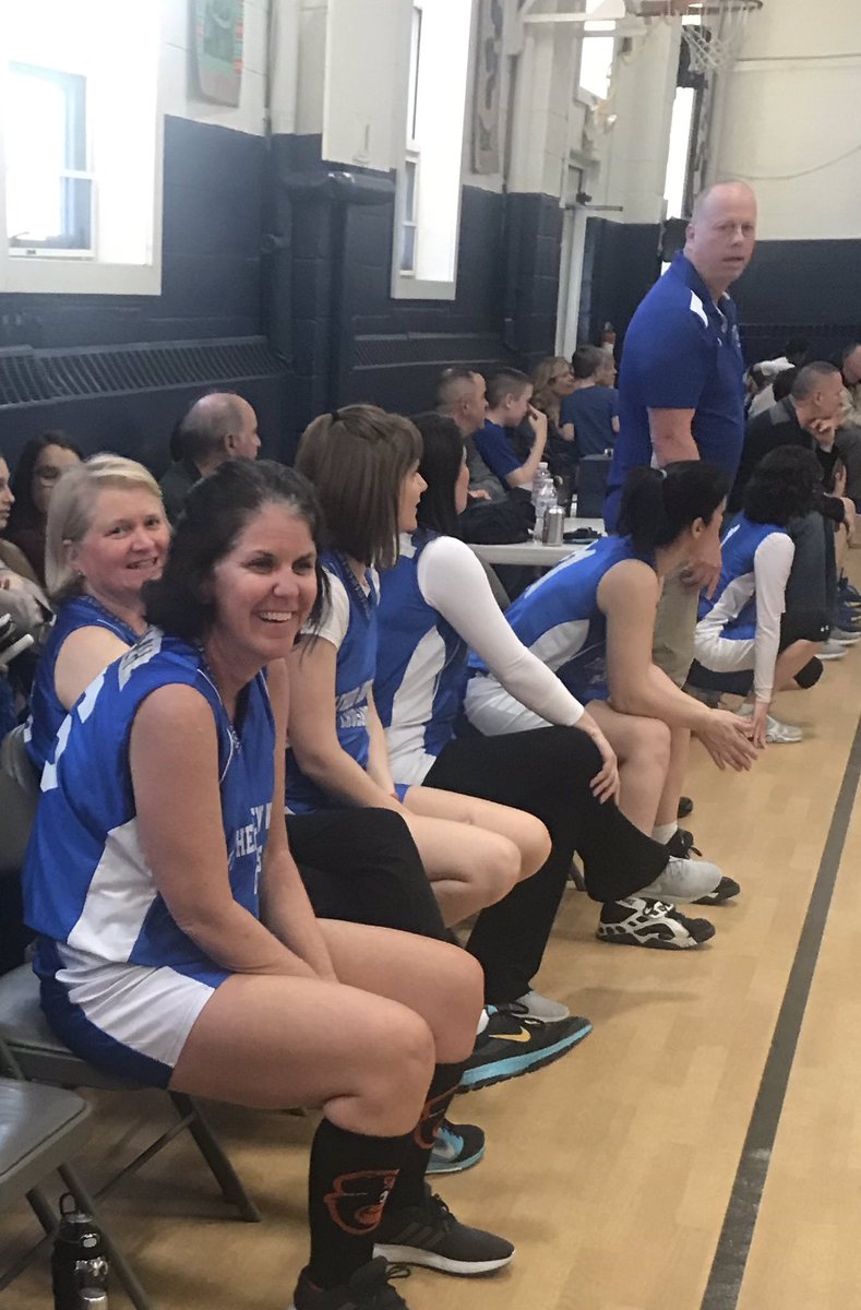 hmfrancisco's tweet photo. @FAWcrusaders Faculty/Alumni vs. 8th grade...March Madness at its finest!!! #hoopsforhospice #winning https://t.co/QIiWcNQKpZ