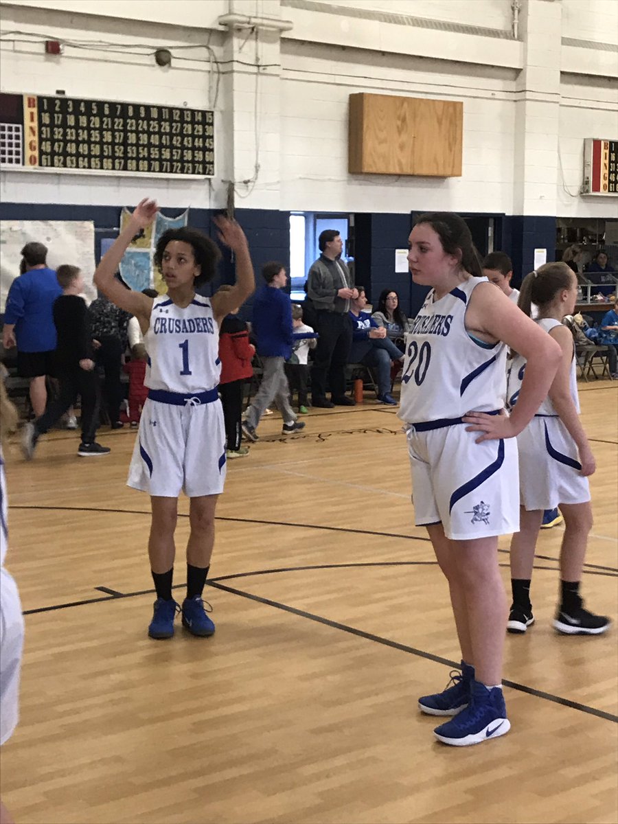 hmfrancisco's tweet photo. @FAWcrusaders Faculty/Alumni vs. 8th grade...March Madness at its finest!!! #hoopsforhospice #winning https://t.co/QIiWcNQKpZ