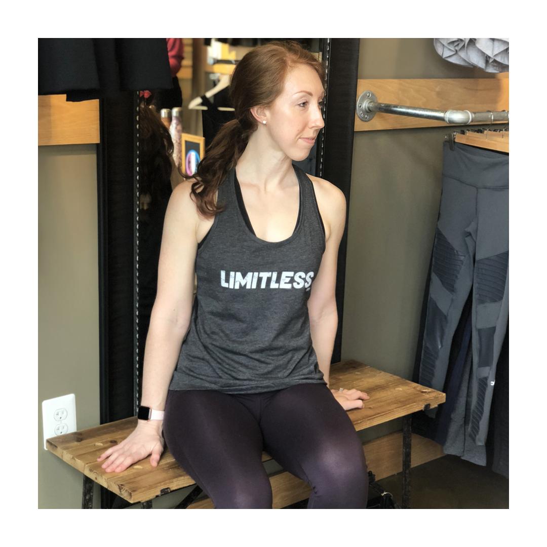 EDJEactiv's tweet photo. That moment right before class, when you have a second of silence and you can get your head right for what you want to accomplish 💚.
*
*
*
*
*
#limitless #racerback #purebarrestyle #barreootd #ootd #barreclass #barrefitness #barre #thebarmethod #purebarre #leggings #boutique https://t.co/83DbSmygUY
