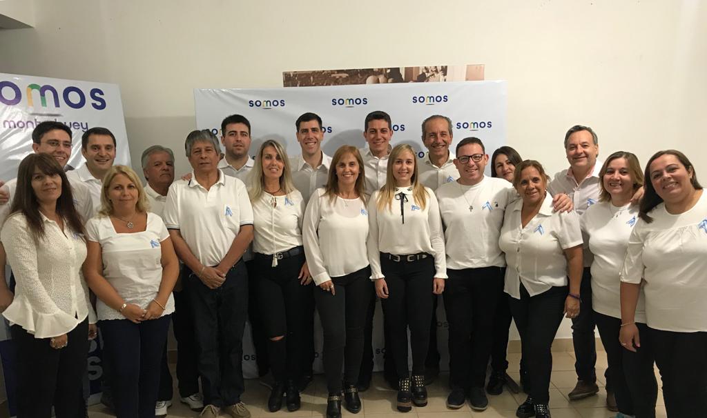 masseipablo's tweet photo. Junto al excelente equipo de #Somosmb presentando nuestras propuestas para el futuro de la cultura y la educación en Monte Buey. Sigamos proyectando el pueblo con el que soñamos todos! https://t.co/F0gzzla9EJ
