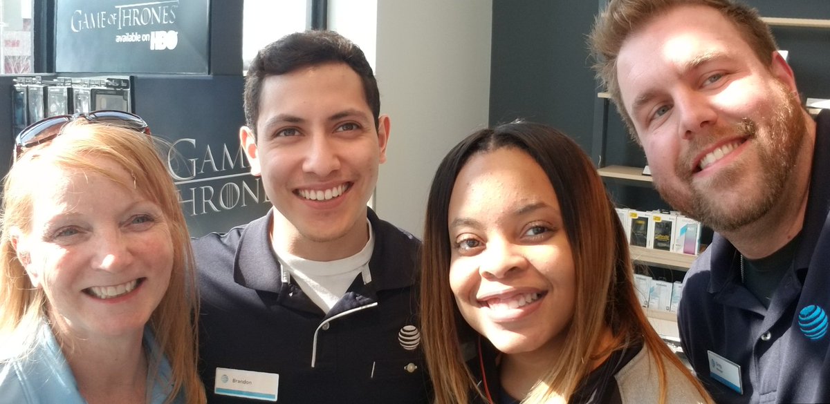 dj794h's tweet photo. The sun is not the only thing shining at Waterside #NTXDYNASTY #Win4Val https://t.co/JRjKO9AJWD