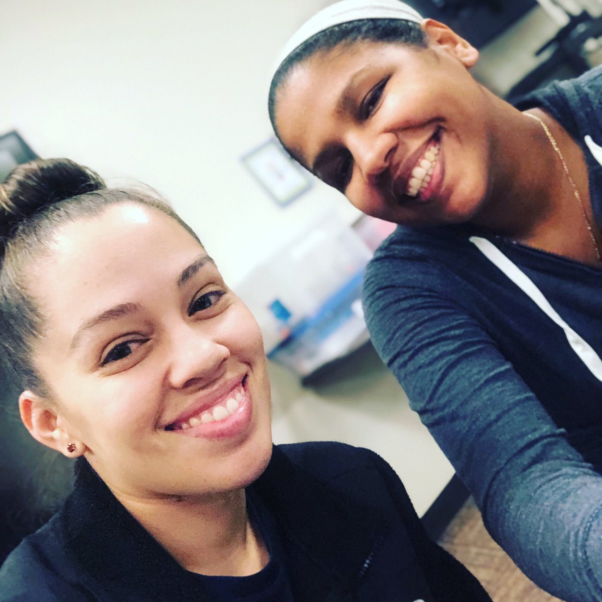 TracyHayes012's tweet photo. Creating a positive culture is contagious. I will put forth the effort and take time to strengthen connections. Thank you for being the example @JillAdcock13  we had a good time. @msrivera212 #OCPSchats #Creatingpositiveculture #productiveconversation https://t.co/tL77b8Bnty