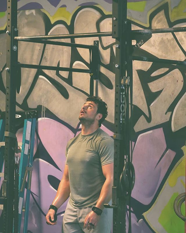 CrossFitREP's tweet image. Spoiler alert: He ended up just using the ladder