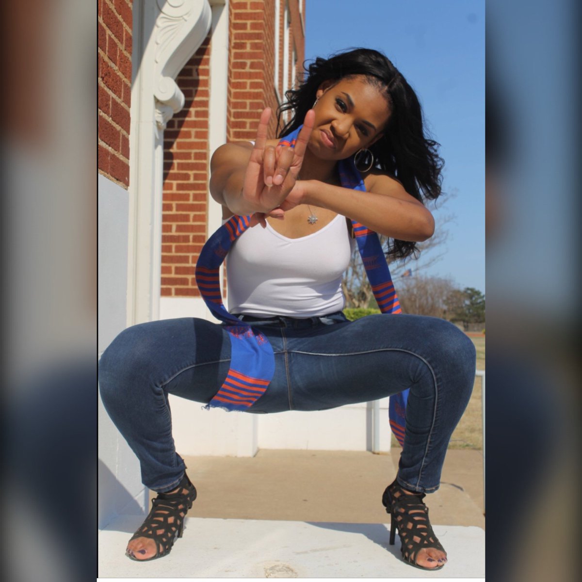 diamondstearns1's tweet photo. Happy Founders Day to Tau Beta Sigma National Honorary Sorority Inc. !!! #1946 #MOTS #TBS #MADE #FA14 #LU18 https://t.co/WJYNGVvwTy