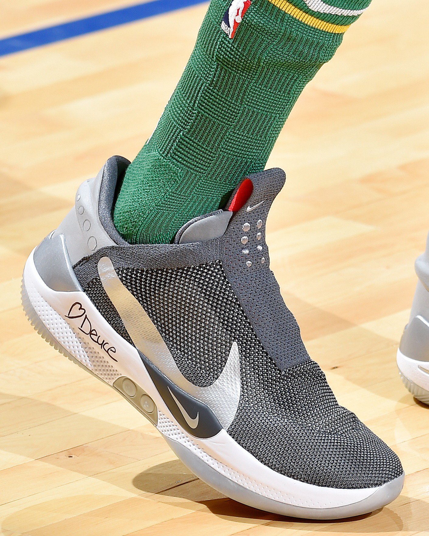 Basketball on Twitter: ".@jaytatum0 electrifies the game in grey Nike Adapt BB. in SNKRS April 19: https://t.co/j8JGn8fj3V #nikeadapt #nikebasketball #nike / Twitter