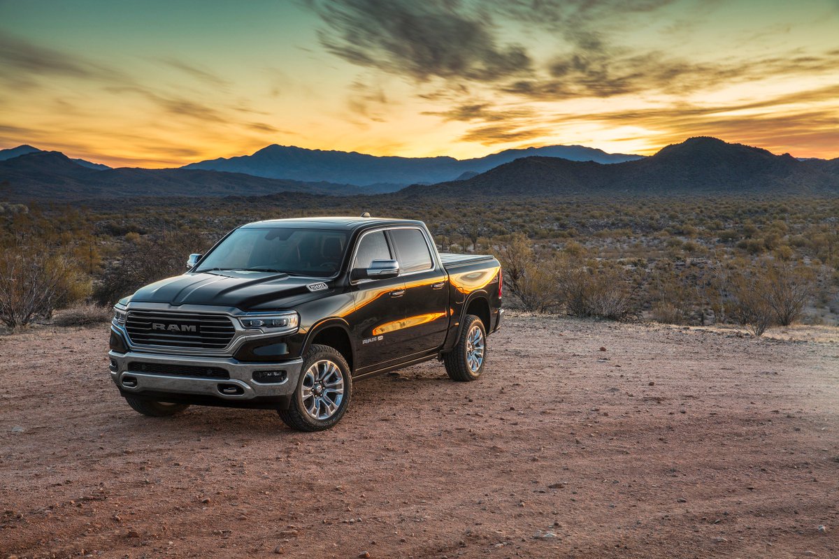 StellantisNA's tweet photo. The Rocky Mountain Automotive Press kicked off the @DenverAutoShow by naming the all-new 2019 @RamTrucks 1500 Truck of the Year: https://t.co/9k6jRSP9FM https://t.co/illE4q0SCF