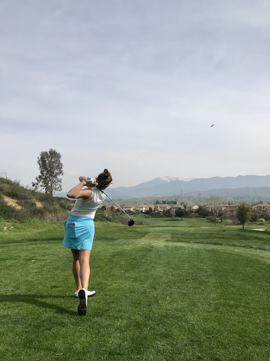 fatifcano's tweet photo. Pretty views here at Beaumont for the #IOAChamp , our next stop on the @ROAD2LPGA ! Ready to send it!!
Qué vistas más chulas aquí en Beaumont, CA para nuestro próximo torneo, VAMOS! 🤙🏼💪🏻 #fatiteam #keepgrinding https://t.co/x6nRrYeeOI