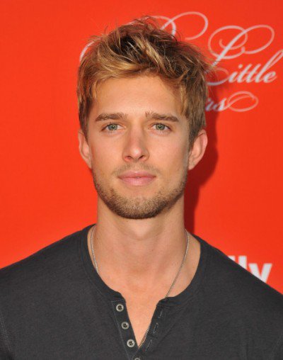 Morning Man Encore: Drew Van Acker! Do you like his hair long, short, or in between? bit.ly/2YtWilx